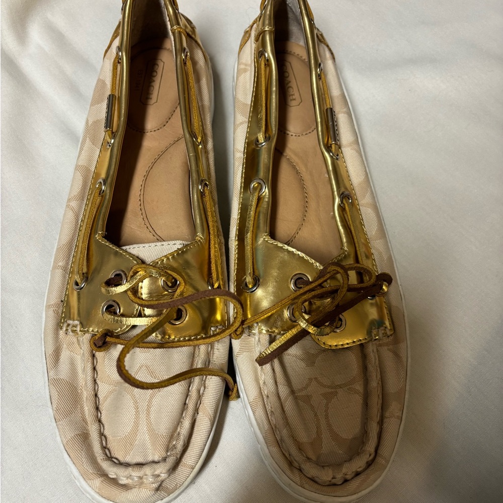 Coach Women's Gold and Cream Loafers